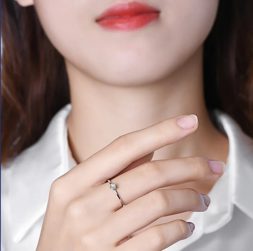 Anel Solitário de Moissanite Banhado a Ouro 18k