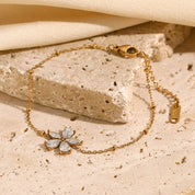 Pulseira de Flor de Zircônias, Banhada a Ouro