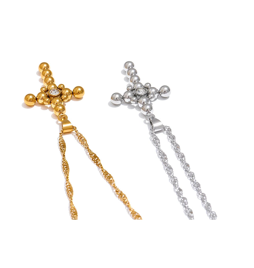 Colar com Pingente de Cruz Banhada a Ouro 18k