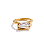Anel Dourado Delicado Banhado a Ouro