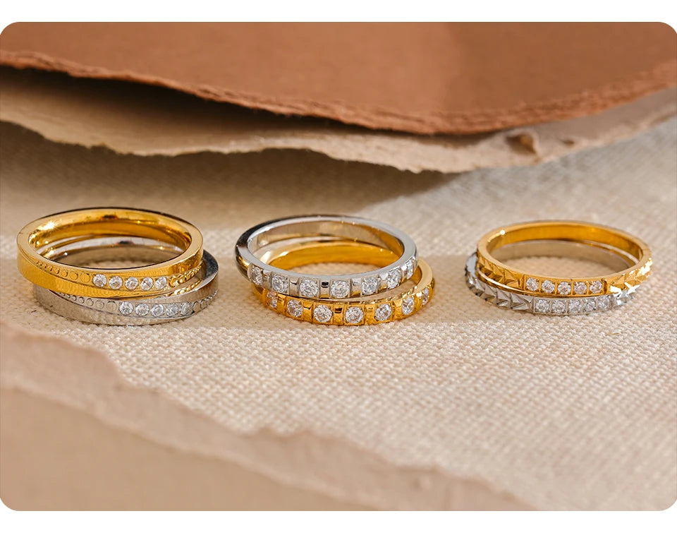 Anel Fino com Zircônia Banhado a Ouro 18k