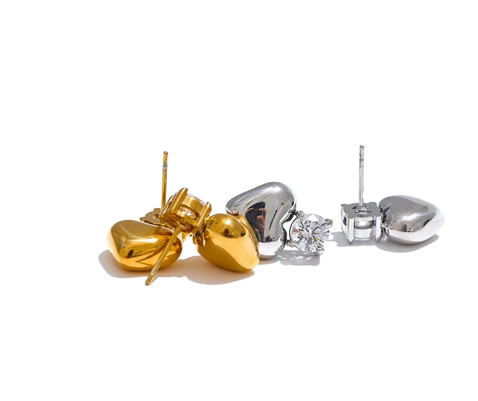 Brincos de Coração com Zircônias Banhado a Ouro 18k