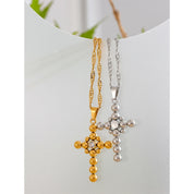 Colar com Pingente de Cruz Banhada a Ouro 18k