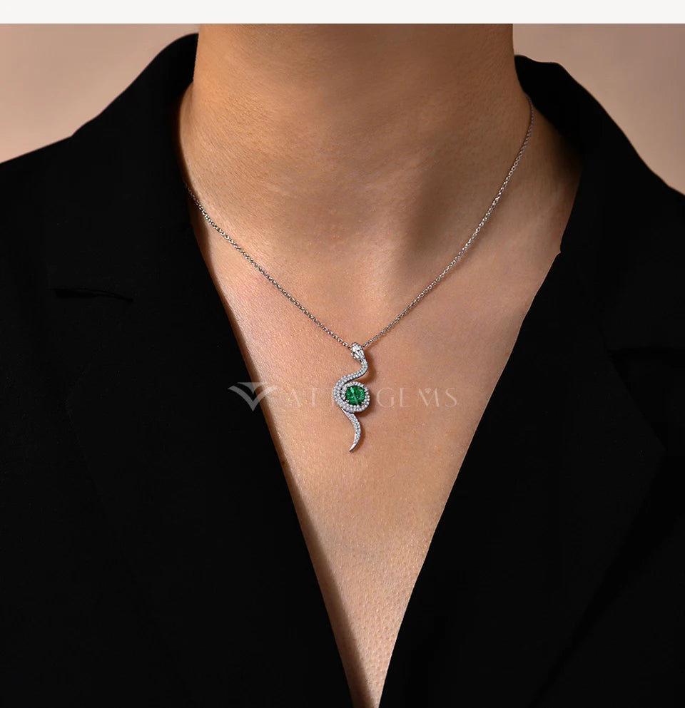 Colar de Moissanite Com Pingente Banhada a Ouro Branco 18K