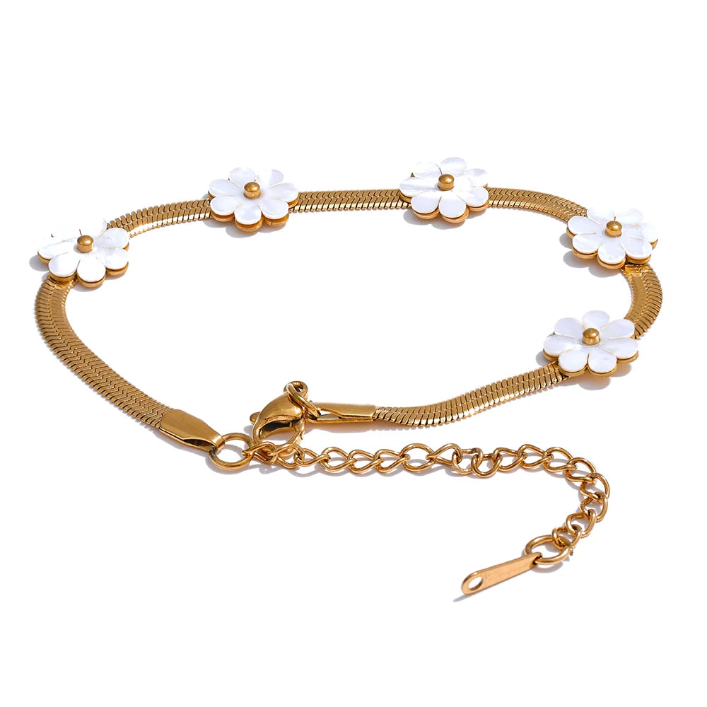 Conjunto de Colar e Pulseira com Flores Banhada a Ouro