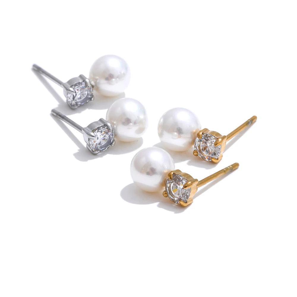 Brincos de Pino Redondos com Pérolas Banhado a Ouro 18K
