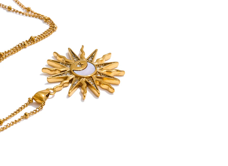 Colar com Pingente de Zircônia a Ouro
