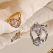 Anel Formato de Gota D'água Banhado a Ouro e Prata