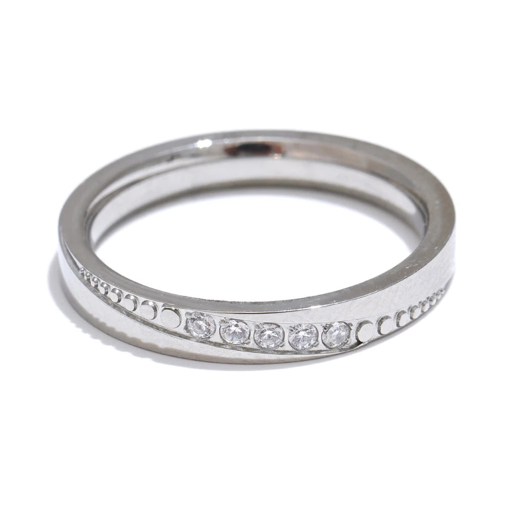 Anel Fino com Zircônia Banhado a Ouro 18k